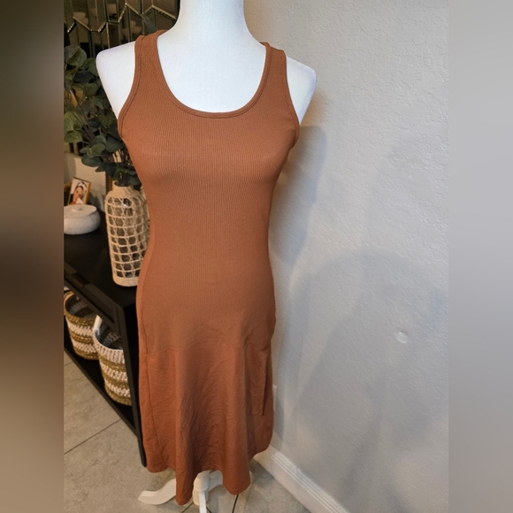 Athleta Ribbed Rust Orange Midi Dress Size Xs - Picture 4 of 7